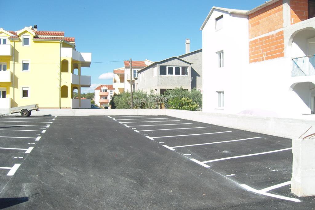 Apartments Tomic Vodice Buitenkant foto
