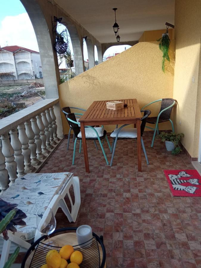 Apartments Tomic Vodice Buitenkant foto