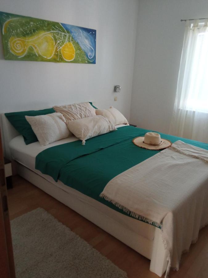 Apartments Tomic Vodice Buitenkant foto